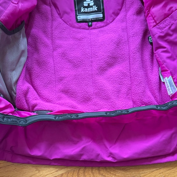 Kamik Girls Winter Ski Jacket Warm size 116/6 girls sz 6 color raspberry like ne - Picture 3 of 9
